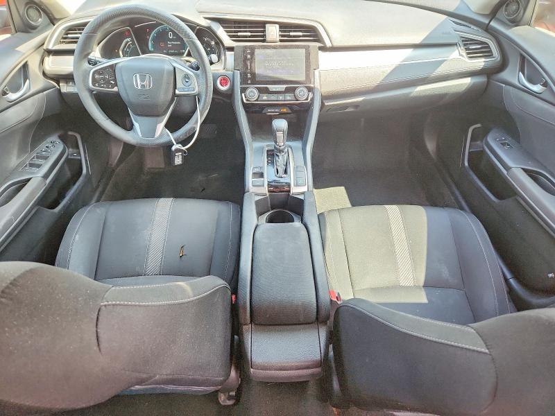 صورة رقم 8 من المزاد - 2017 HONDA CIVIC مع VIN 2HGFC2F70HH527899