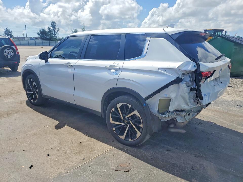 Photo 2 from auction – 2024 MITSUBISHI OUTLANDER with VIN JA4J3VA83RZ082192