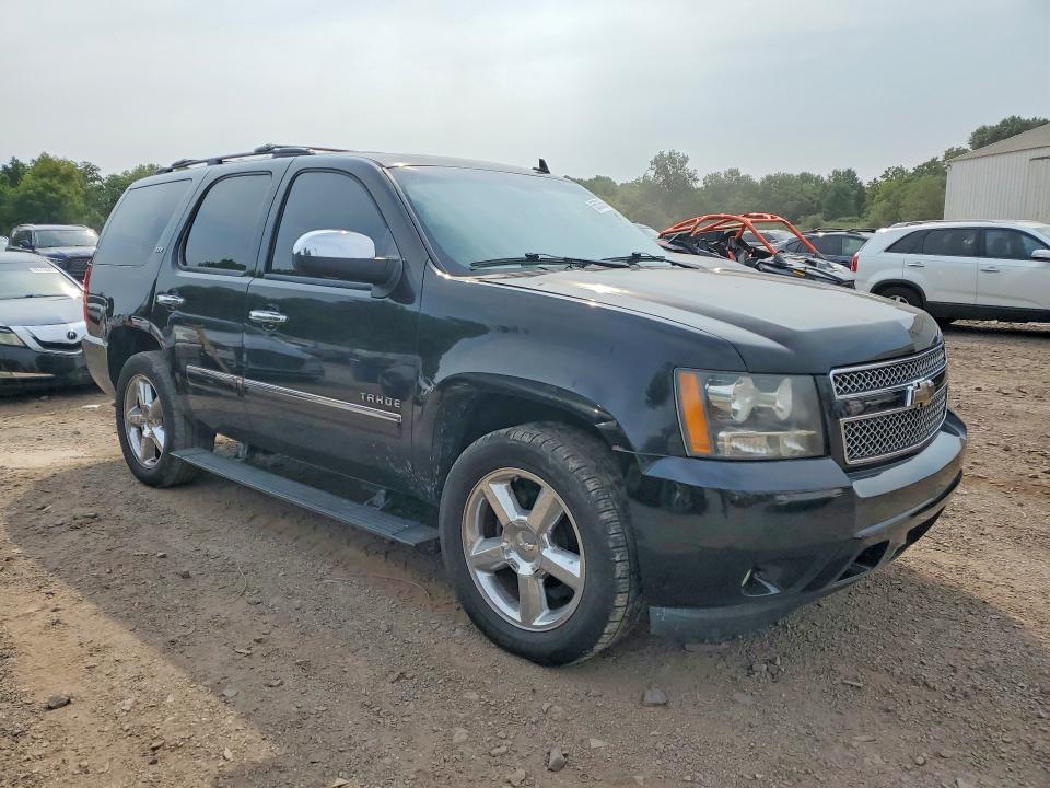 Photo 4 from auction – 2011 CHEVROLET TAHOE with VIN 1GNSKCE02BR213583