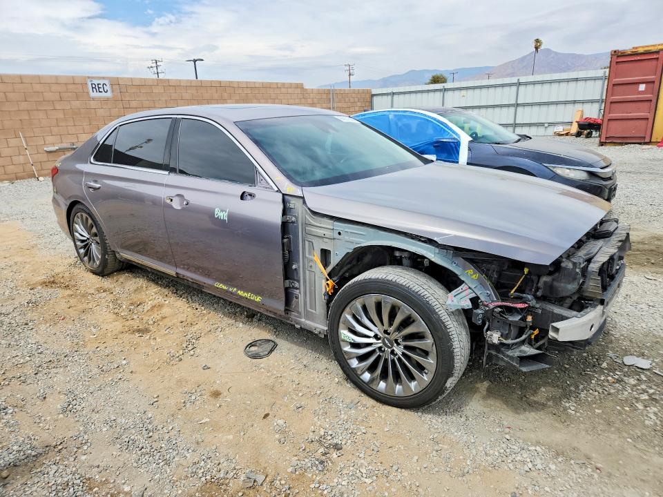 Photo 4 from auction – 2018 GENESIS G90 with VIN KMHG54JH0JU044632