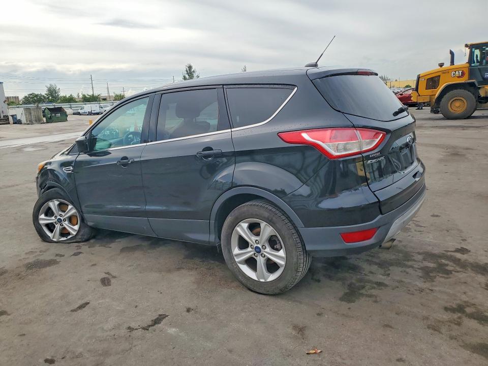Photo 2 from auction – 2015 FORD ESCAPE with VIN 1FMCU9GX6FUA55509