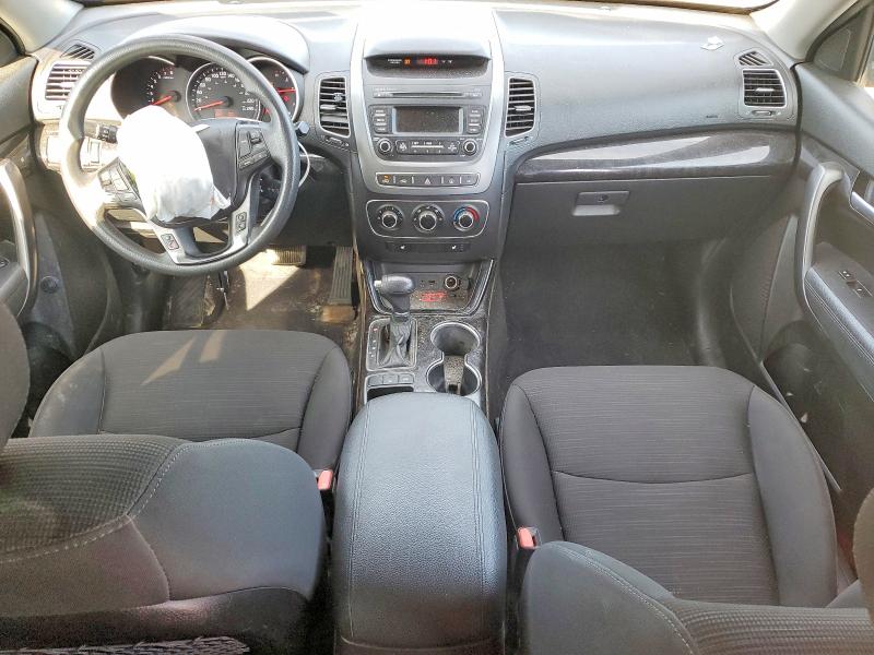 Foto 8 de la subasta – 2014 KIA SORENTO con VIN 5XYKTCA6XEG462782