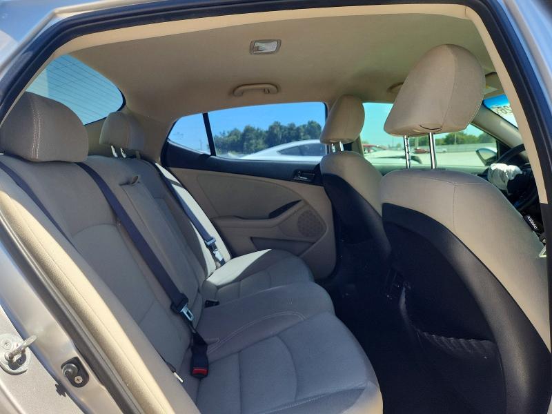 Photo 10 from auction – 2013 KIA OPTIMA with VIN KNAGM4A76D5403718