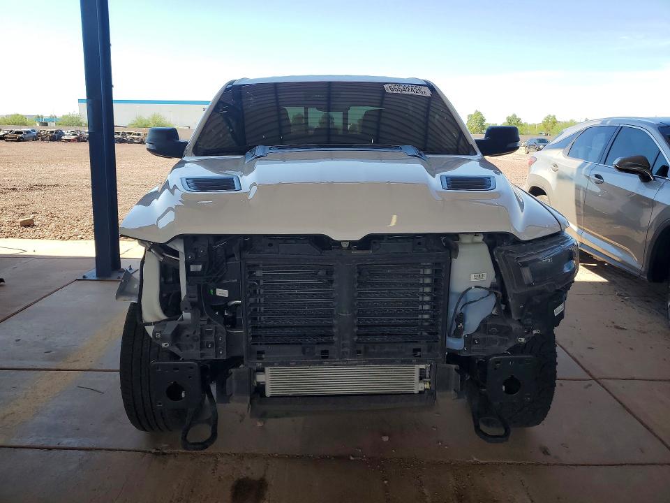 Foto 5 de la subasta – 2025 RAM 1500 con VIN 1C6SRFLP3SN540627