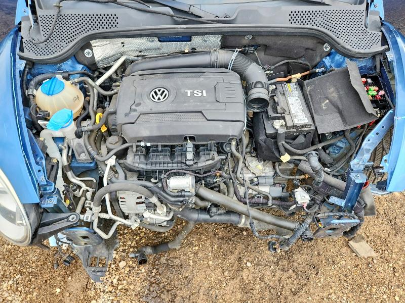 Photo 11 from auction – 2017 VOLKSWAGEN BEETLE with VIN 3VWF17AT4HM626956