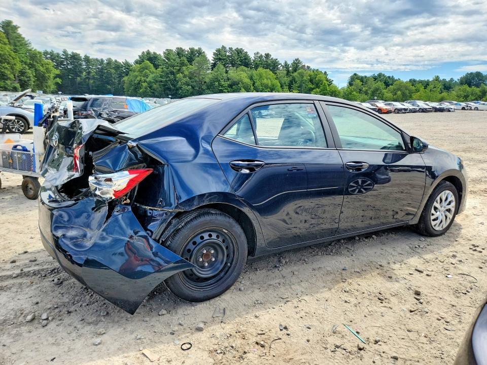 Photo 3 from auction – 2019 TOYOTA COROLLA with VIN 2T1BURHE2KC176946
