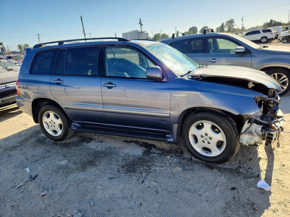 Photo 4 from auction – 2004 TOYOTA HIGHLANDER with VIN JTEDP21A440010127