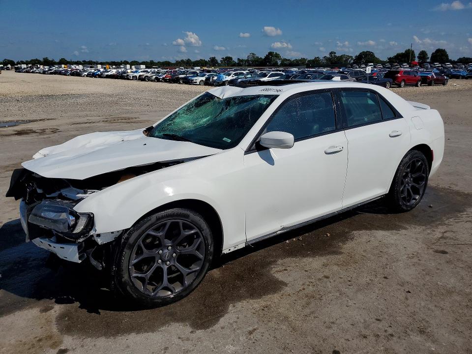 2020 CHRYSLER 300 - Търг №65691196