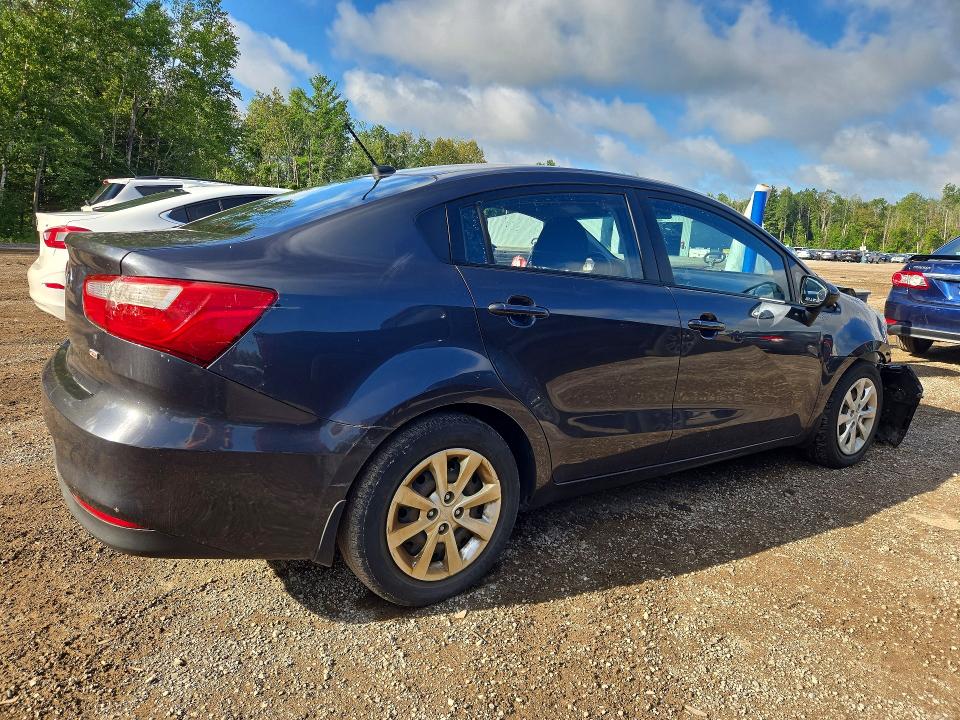Photo 3 from auction – 2016 KIA RIO with VIN KNADM4A37G6547986