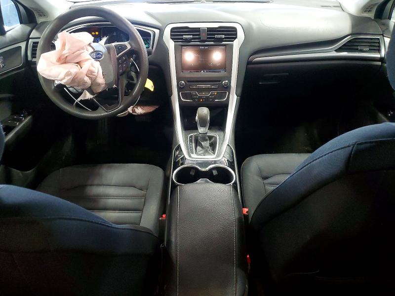 Photo 8 from auction – 2016 FORD FUSION with VIN 3FA6P0LU5GR385558