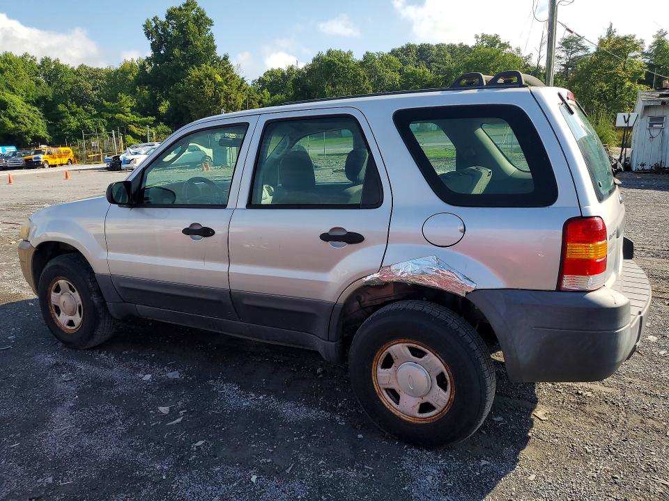 Photo 2 from auction – 2005 FORD ESCAPE with VIN 1FMYU92Z35KA01724