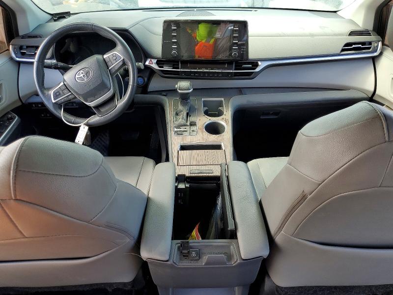 Photo 8 from auction – 2023 TOYOTA SIENNA with VIN 5TDYSKFCXPS078447
