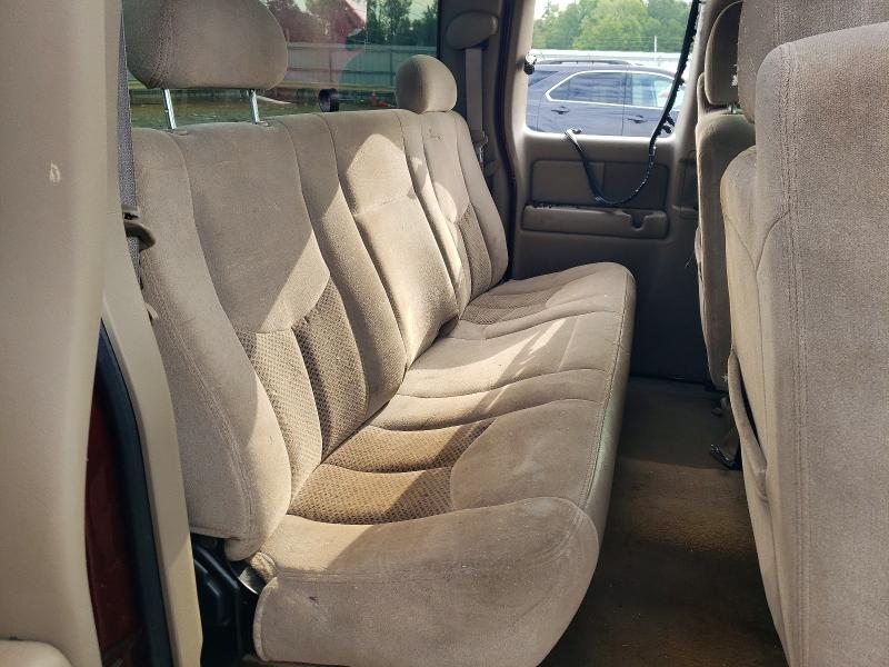 Photo 10 from auction – 2003 CHEVROLET SILVERADO with VIN 2GCEK19T531129234