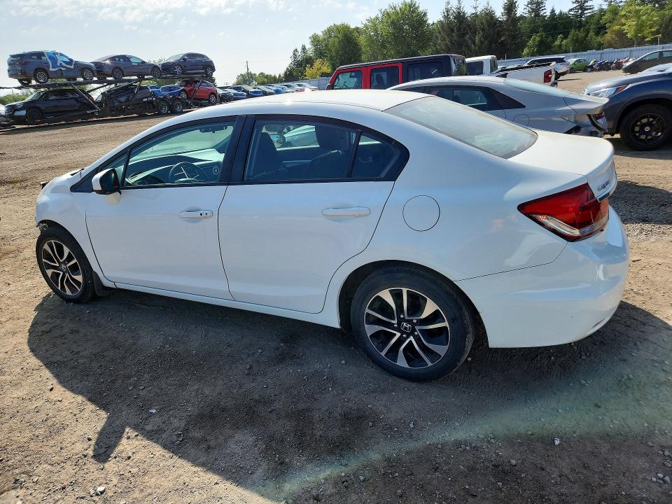 Foto 2 de la subasta – 2015 HONDA CIVIC con VIN 2HGFB2F55FH034475