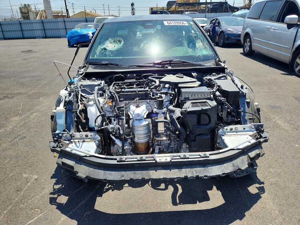 Photo 5 from auction – 2026 HONDA CIVIC with VIN 2HGFE2F57TH576051