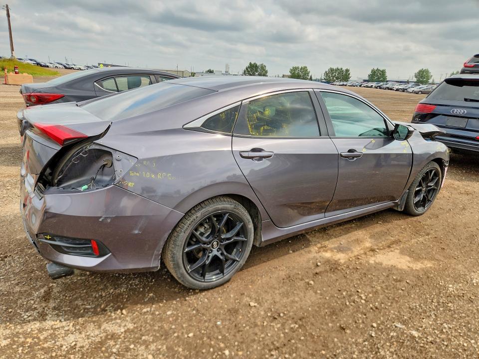 Photo 3 from auction – 2017 HONDA CIVIC with VIN 2HGFC2F51HH001814