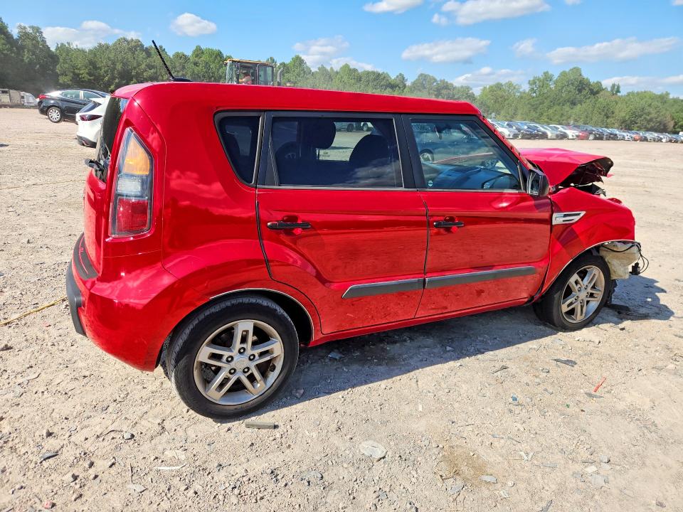 Снимка 3 от търг – 2011 KIA SOUL с VIN KNDJT2A20B7226993