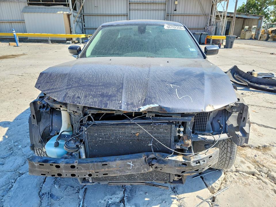 Photo 5 from auction – 2015 CHRYSLER 300 with VIN 2C3CCAAG6FH929768