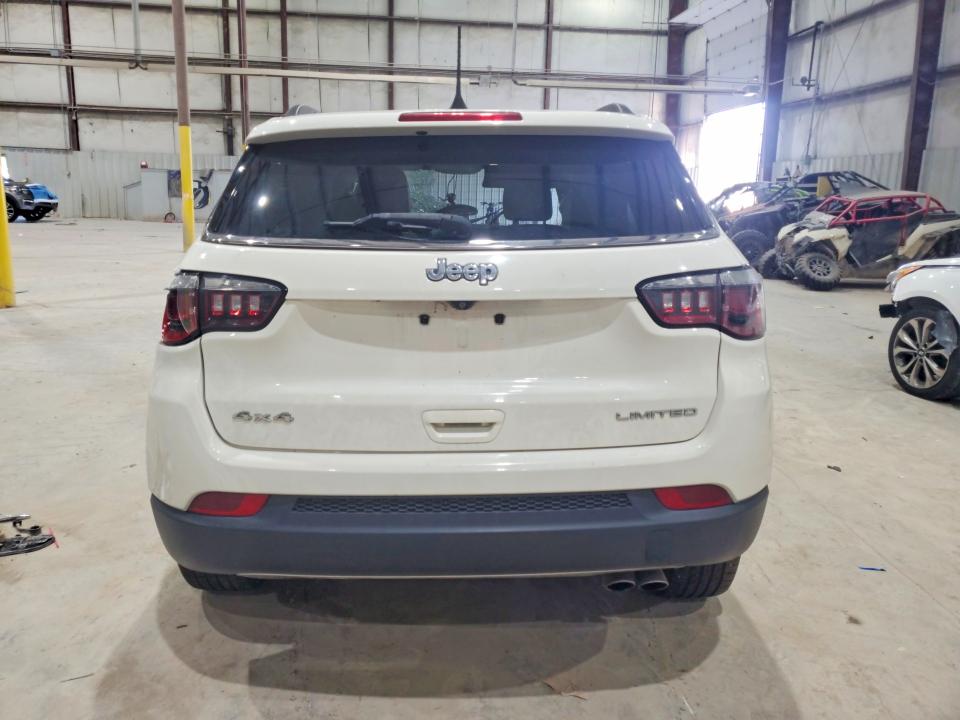Photo 6 from auction – 2019 JEEP COMPASS with VIN 3C4NJDCB2KT620829