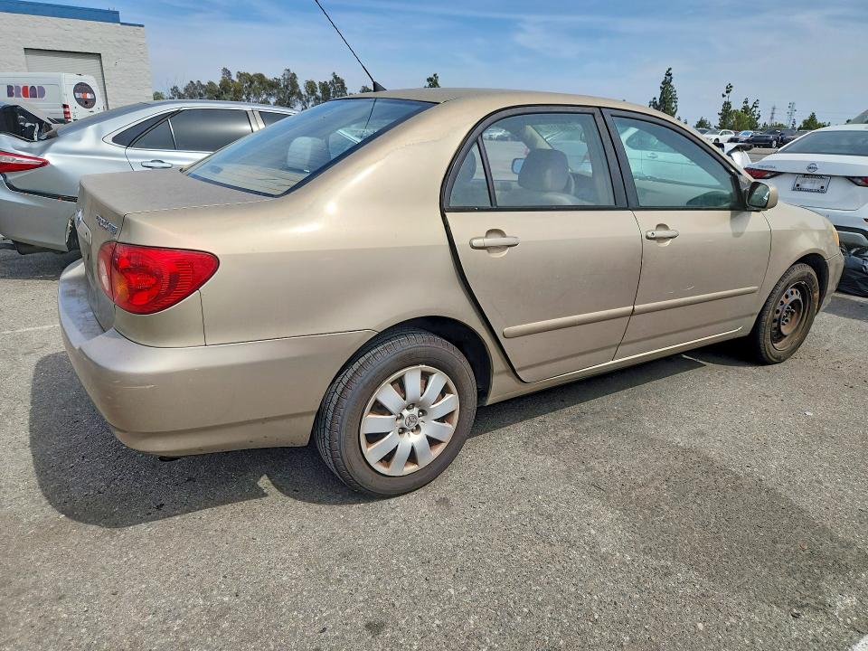 Photo 3 from auction – 2004 TOYOTA COROLLA with VIN 1NXBR32E54Z339484