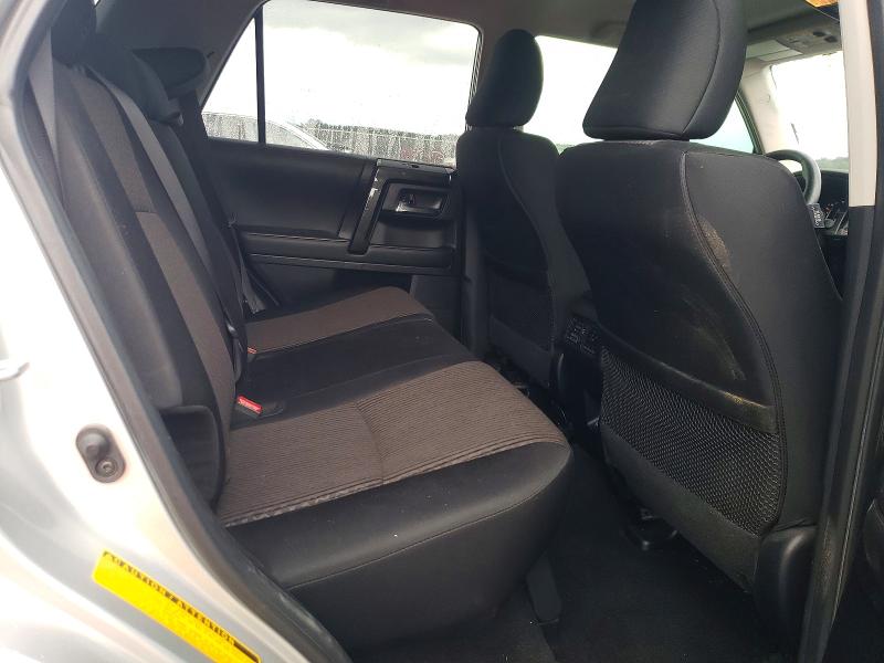 Photo 11 from auction – 2020 TOYOTA 4RUNNER with VIN JTEBU5JR5L5772729