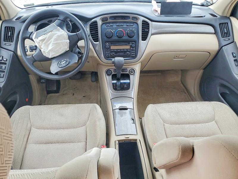 Photo 8 from auction – 2002 TOYOTA HIGHLANDER with VIN JTEGF21A820047534