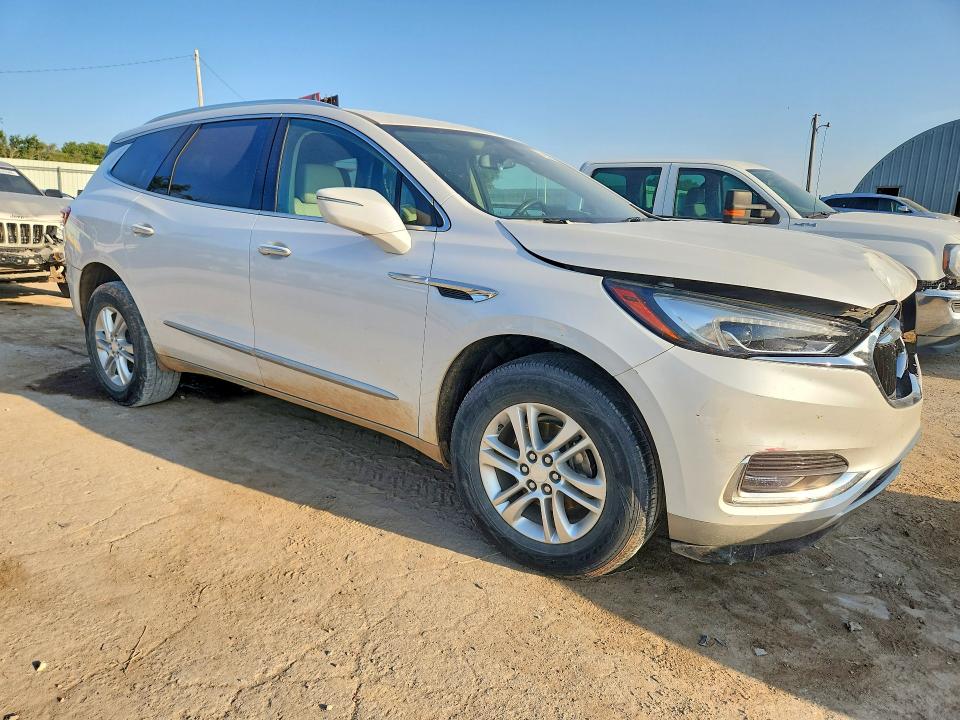 Photo 4 from auction – 2018 BUICK ENCLAVE with VIN 5GAERBKW0JJ171398