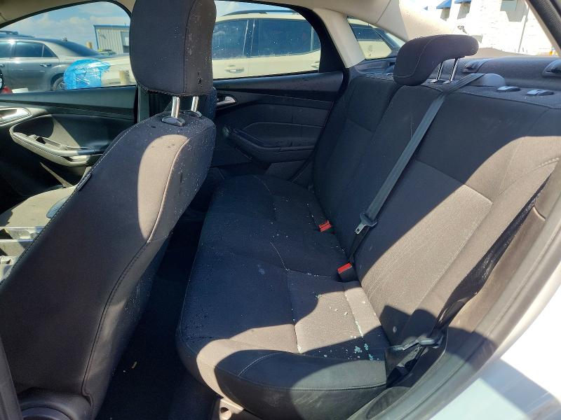 Photo 10 from auction – 2016 FORD FOCUS with VIN 1FADP3F20GL352890
