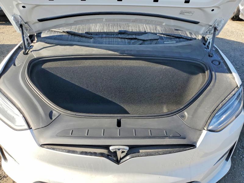 Photo 12 from auction – 2022 TESLA MODEL X with VIN 7SAXCBE63NF349390