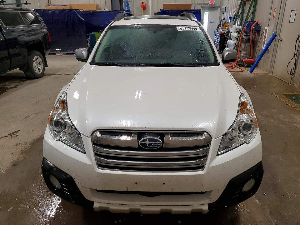 Photo 5 from auction – 2014 SUBARU OUTBACK with VIN 4S4BRCPC8E3252841