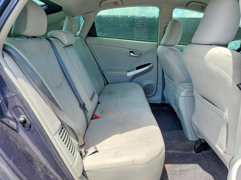 Photo 10 from auction – 2013 TOYOTA PRIUS with VIN JTDKN3DU1D1621854