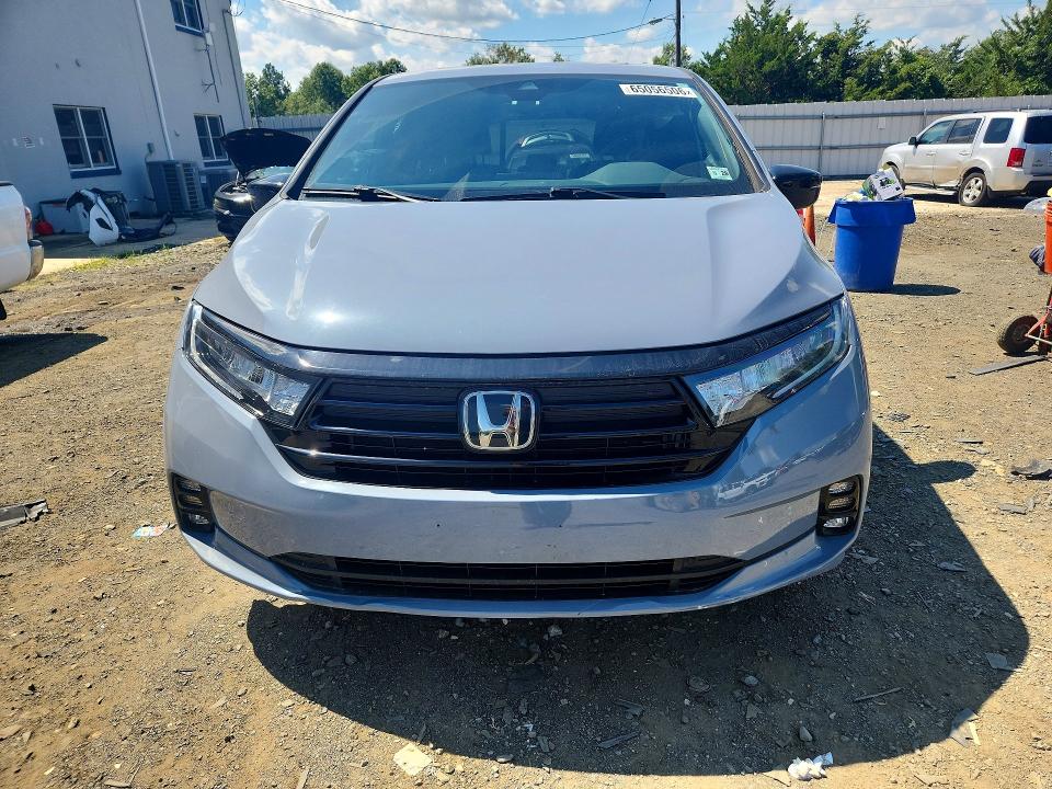Photo 5 from auction – 2023 HONDA ODYSSEY with VIN 5FNRL6H71PB068791