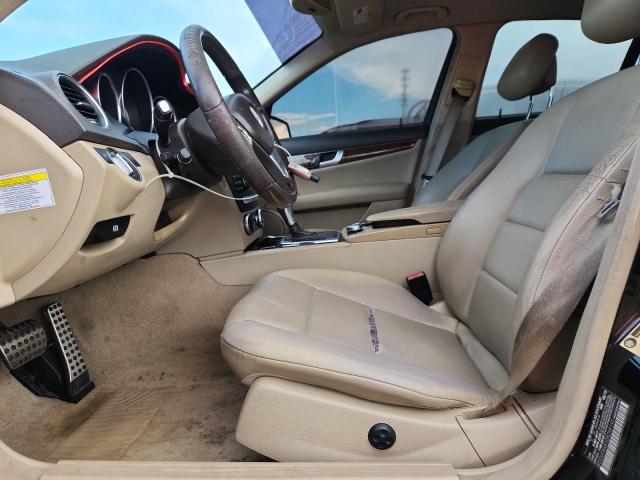 Photo 7 from auction – 2013 MERCEDES-BENZ C with VIN WDDGF8AB1DR288145