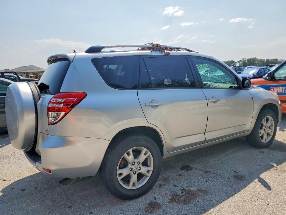 Photo 3 from auction – 2012 TOYOTA RAV4 with VIN 2T3BF4DV1CW264722