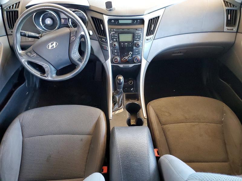 Photo 8 from auction – 2011 HYUNDAI SONATA with VIN 5NPEB4AC7BH018887