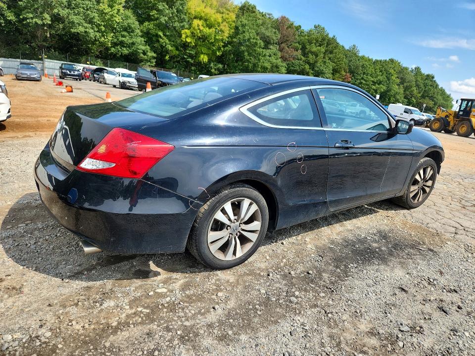 Photo 3 from auction – 2011 HONDA ACCORD with VIN 1HGCS1B3XBA005645