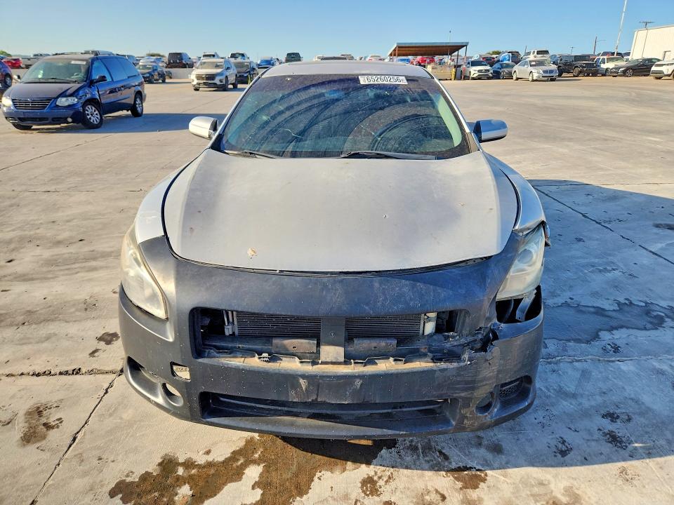 Photo 5 from auction – 2010 NISSAN MAXIMA with VIN 1N4AA5AP4AC839701