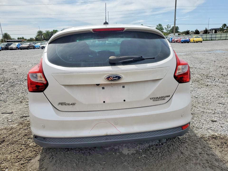 Photo 6 from auction – 2013 FORD FOCUS with VIN 1FADP3N27DL149511