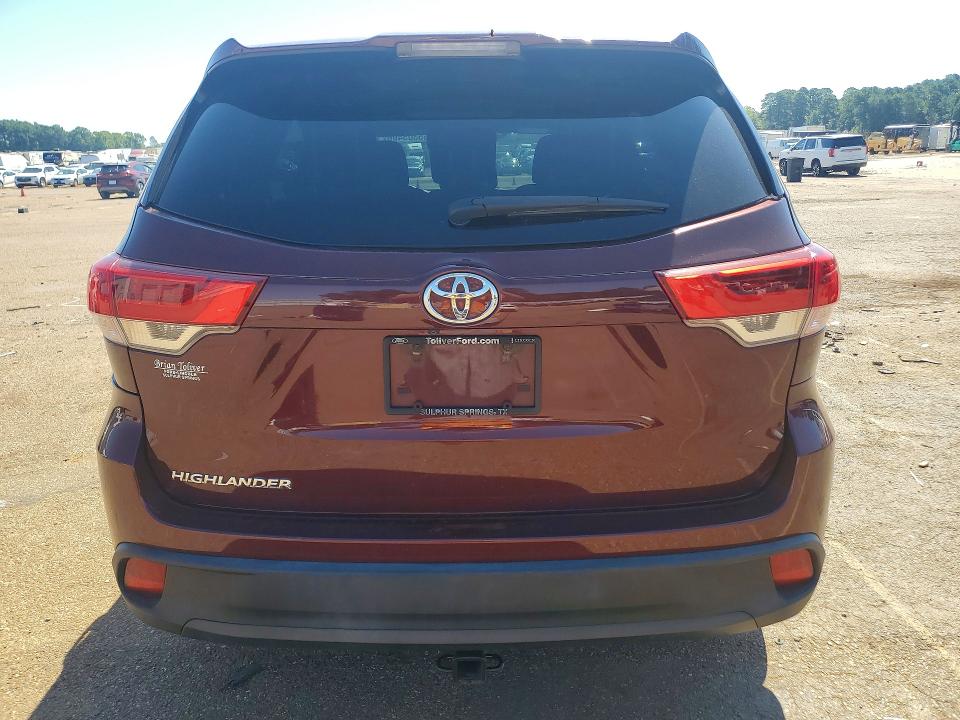 Photo 6 from auction – 2017 TOYOTA HIGHLANDER with VIN 5TDZZRFH7HS222896