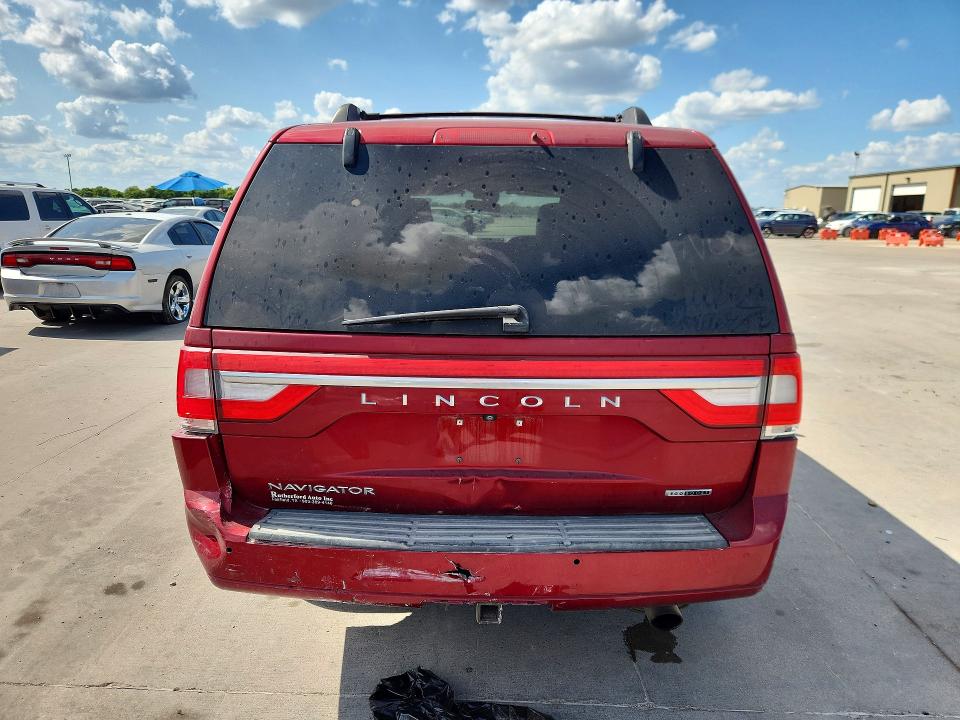 Photo 6 from auction – 2015 LINCOLN NAVIGATOR with VIN 5LMJJ2HT7FEJ15274