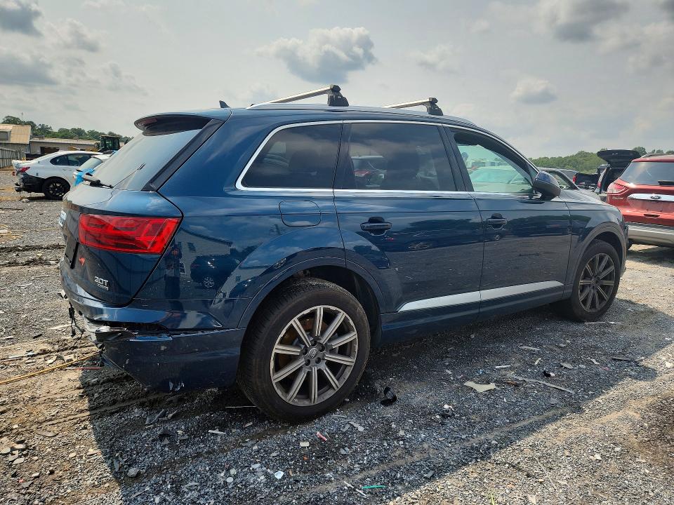 Photo 3 from auction – 2018 AUDI Q7 with VIN WA1AAAF75JD047556