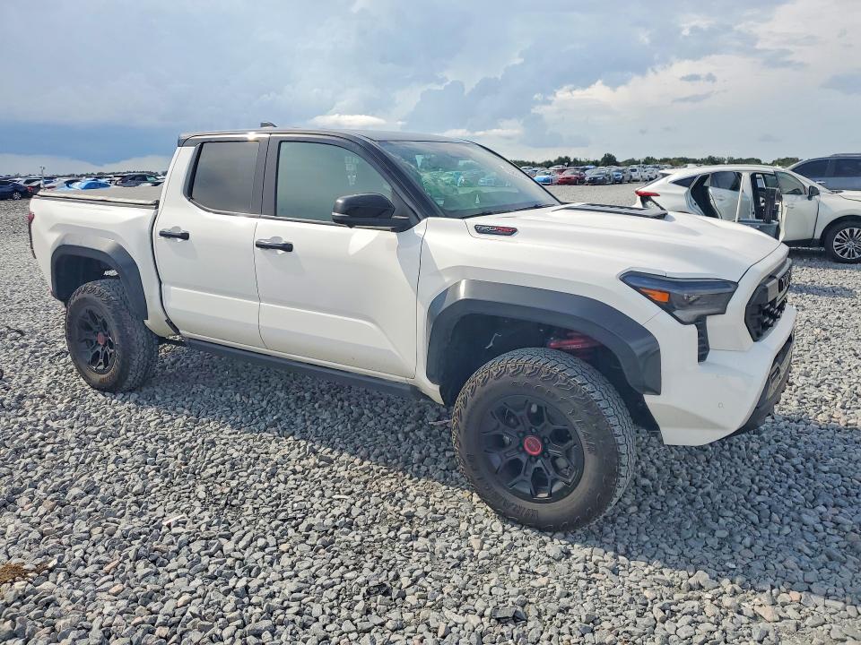 Photo 4 from auction – 2025 TOYOTA TACOMA with VIN 3TYLC5LN0ST023548