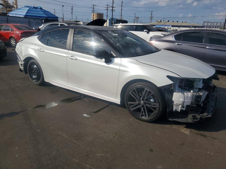 Photo 4 from auction – 2025 TOYOTA CAMRY with VIN 4T1DAACK1SU195373