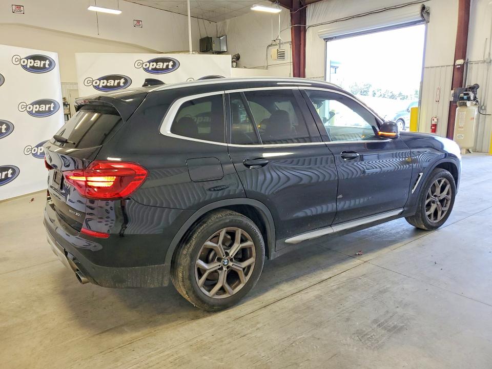 Photo 3 from auction – 2021 BMW X3 with VIN 5UXTY5C05M9E37011