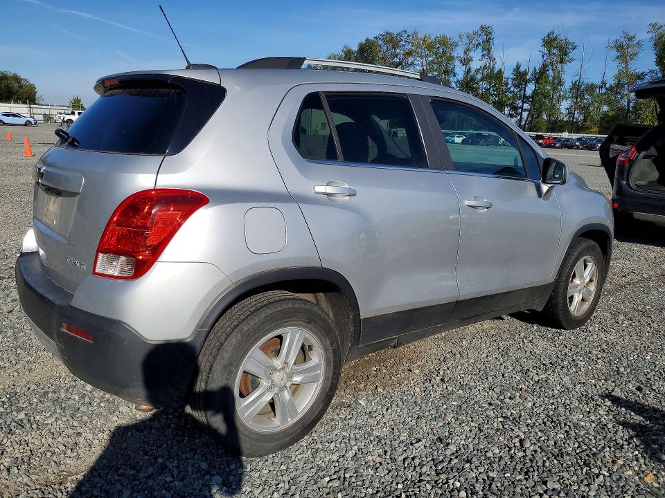 Фото 3 с аукциона – 2016 CHEVROLET TRAX с VIN KL7CJLSB8GB762112