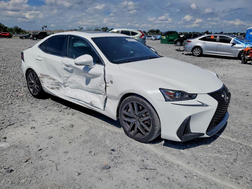 Photo 4 from auction – 2019 LEXUS IS with VIN JTHBA1D23K5090336