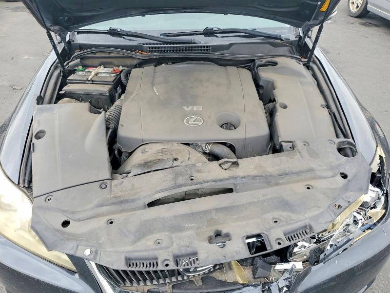 Photo 11 from auction – 2010 LEXUS IS 250 with VIN JTHBF5C20A5114309