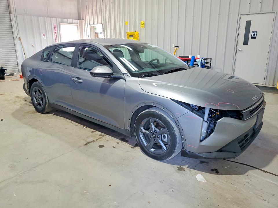 Photo 4 from auction – 2025 KIA K4 with VIN 3KPFT4DE0SE103217