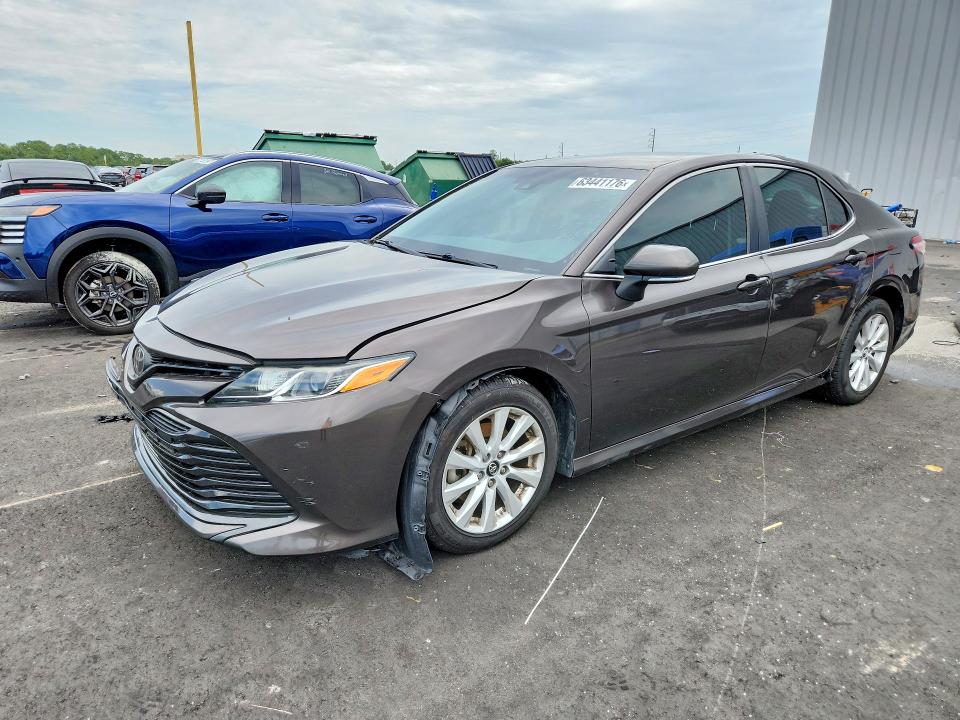 2018 TOYOTA CAMRY - Търг №63441176