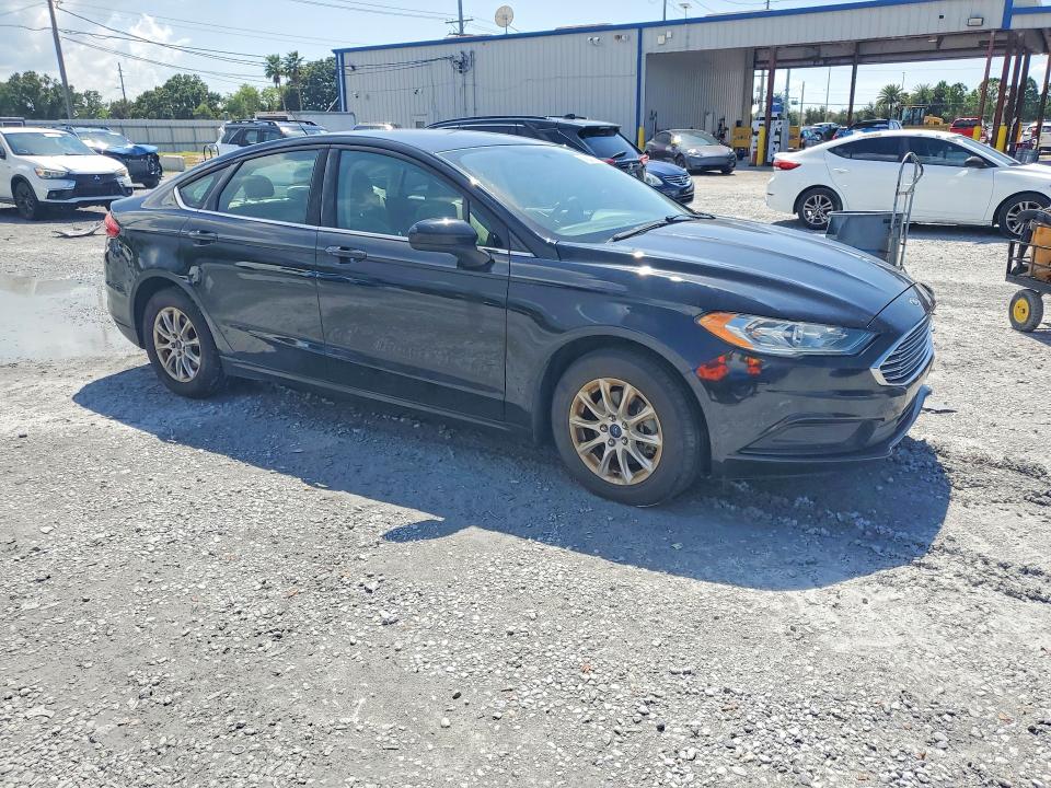 Photo 4 from auction – 2017 FORD FUSION with VIN 3FA6P0G71HR348478